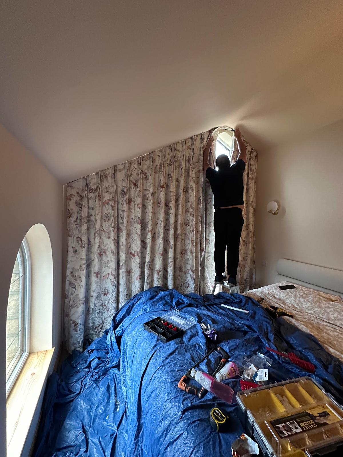 We install and reveal